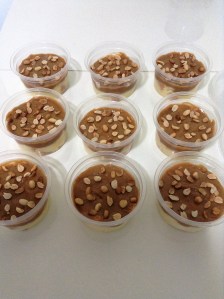 vários potes prontos